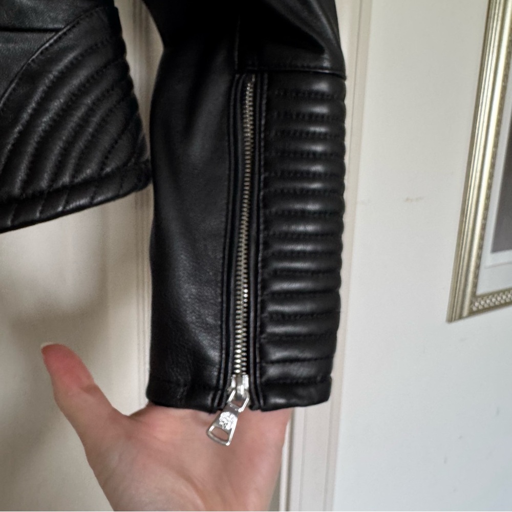 Women's Black Leather Jacket - Picture 5 of 11